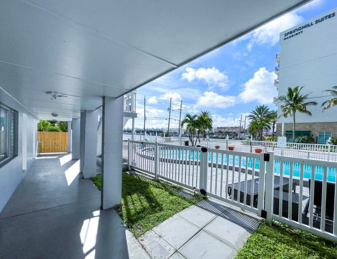 Sunrise Resort Motel South Clearwater Beach Exterior photo