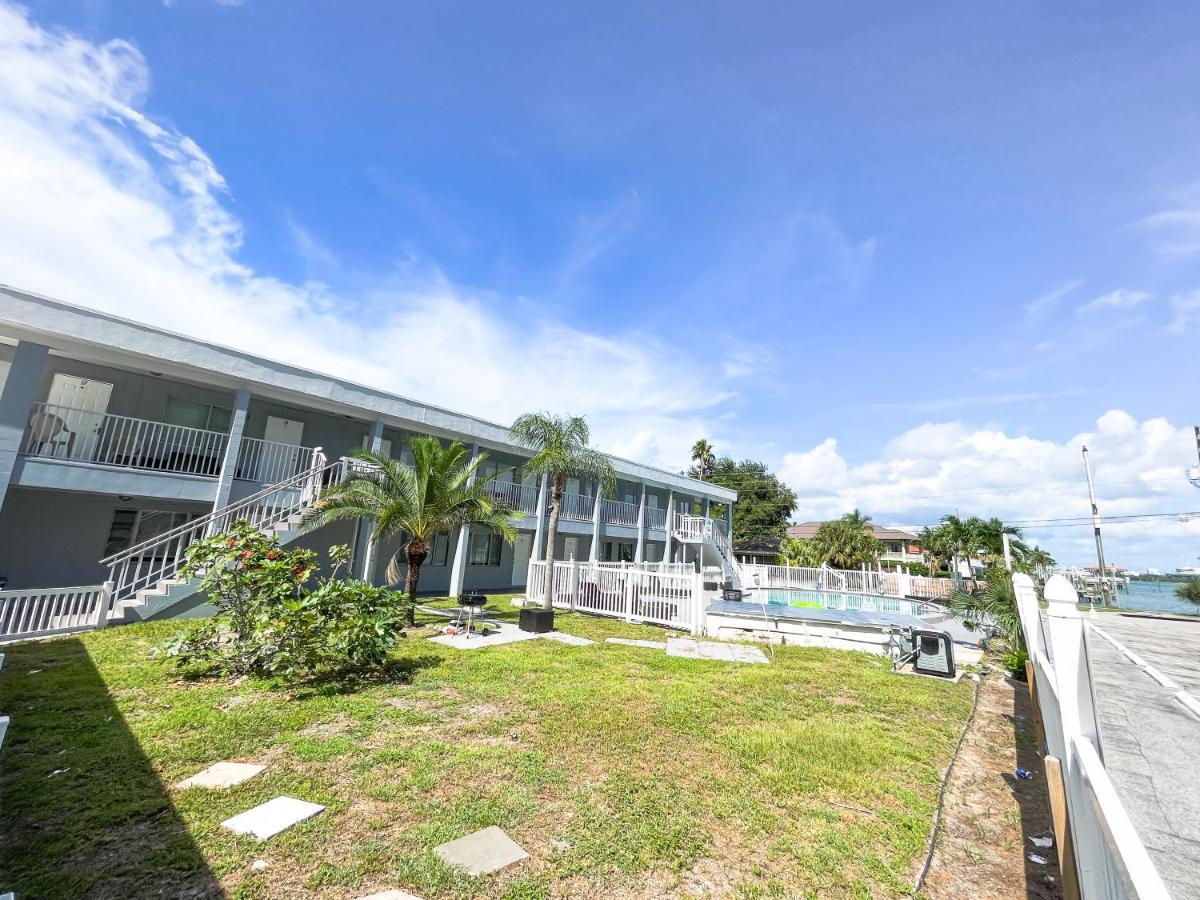 Sunrise Resort Motel South Clearwater Beach Exterior photo