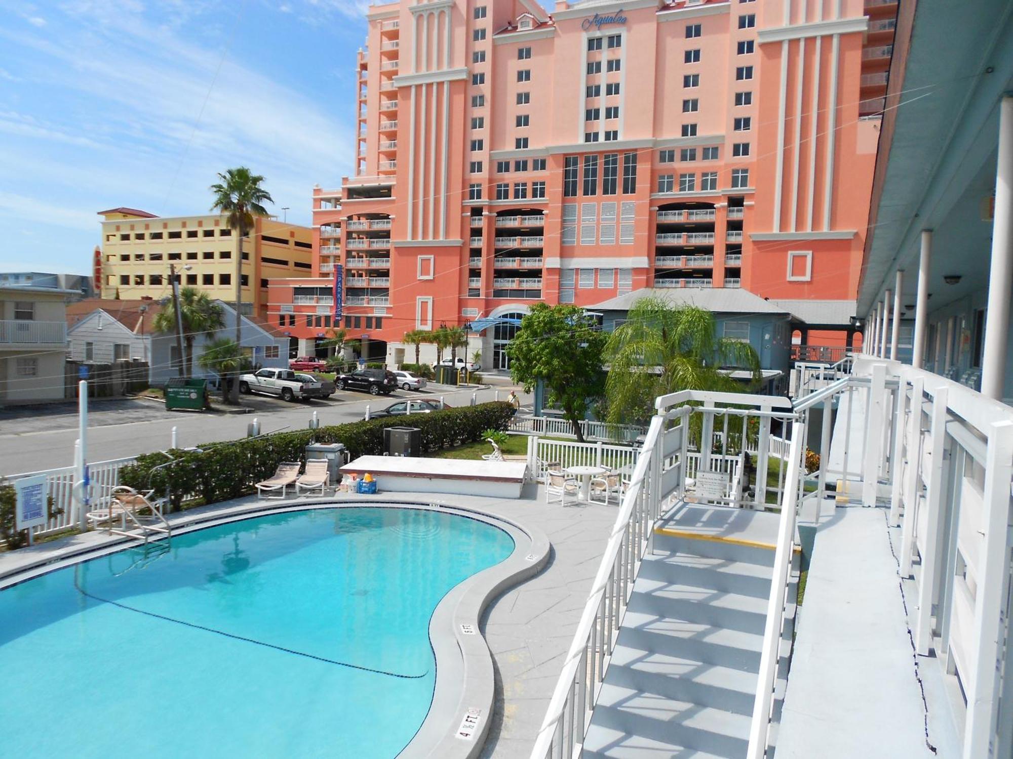 Sunrise Resort Motel South Clearwater Beach Exterior photo